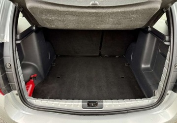 Dacia Duster I SUV Facelifting 1.2 TCe 125KM 2014 Dacia Duster Dacia Duster 1.2 TCe Celebration 1.2 Benzyna 125KM, zdjęcie 31