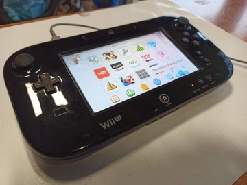NINTENDO WII U 32 ГБ + ГЕЙМПАД + MARIO KART 8 + SPLATON