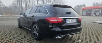 Mercedes Klasa C W205 Kombi Facelifting 2.0 220d 194KM 2018 Mercedes-Benz Klasa C Mercedes-Benz Klasa C 220 d 9G-TRONIC Exclusive 2.0, zdjęcie 3
