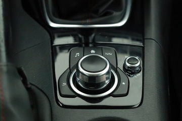 Mazda 3 III Sedan 2.2 SKYACTIV-D 150KM 2014 Mazda 3 2.2 Skyactiv-D, Skóra, Navi, Xenon, zdjęcie 15