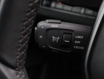 Peugeot 3008 II Crossover Facelifting  1.2 PureTech 130KM 2023 Peugeot 3008 1.2 PureTech, Salon Polska, zdjęcie 20