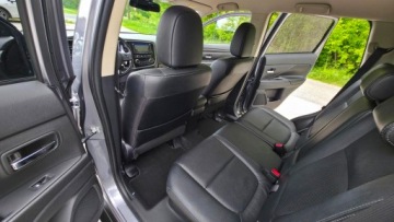 Mitsubishi Outlander III 2016 Mitsubishi Outlander 2.0 150KM 7-osób| Kamera | Klimatyzacja|Gwarancja, zdjęcie 22