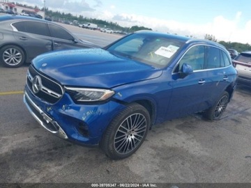 Mercedes GLC C254/X254 2023 Mercedes-Benz GLC 2023r, 300, 4matic, 2.0L 2.0 Benzyna 255KM, zdjęcie 1