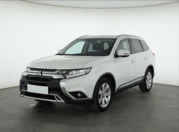 Mitsubishi Outlander III SUV Facelifting 2017 2.0 150KM 2018 Mitsubishi Outlander 2.0, Salon Polska, zdjęcie 1
