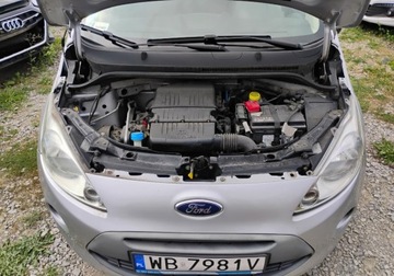 Ford Ka III 2015 Ford KA 2015r, 1.2 Benzyna. Lekko uszkodzony lewy bok. Jezdzi. 1.2 Benzyna, zdjęcie 4
