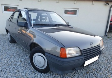 Opel Kadett E Sedan 1.3 N 60KM 1988 Opel Kadett Sliczny 1.3 LS Benzyna WYJATKOWY S..., zdjęcie 2