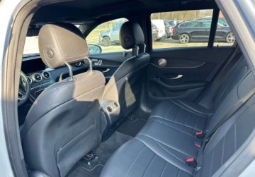 Mercedes GLC C253 Coupe 2.0 300 245KM 2019 Mercedes-Benz GLC 2.0B 244KM 2019r. 4Matic auto zarejestrowane i ubezpiecz, zdjęcie 7