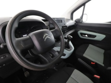 Citroen Berlingo III Osobowy M 1.2 PureTech 110KM 2019 Citroen Berlingo klimatyzacja tempomat czujniki, zdjęcie 13