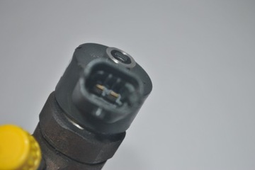 ИНЖЕКТОР ИНЖЕКТОР CITROEN C4 I 1.6 HDI 0445110188