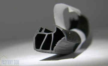 KA 2 ПРОКЛАДКА ДЛЯ МЕТАЛЛИЧЕСКИХ ДВЕРЕЙ, ЧЕРНАЯ KA-2 5 м