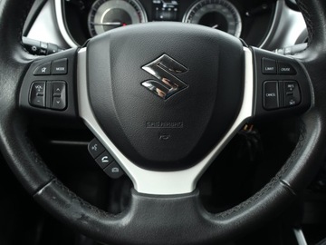 Suzuki Vitara III SUV Facelifting 1.0 BoosterJet 111KM 2018 Suzuki Vitara 1.0 BoosterJet, Salon Polska, zdjęcie 18