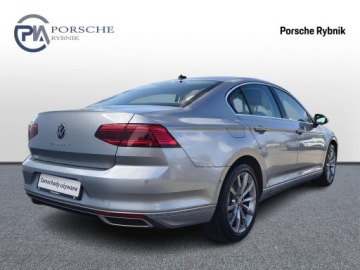 Volkswagen Passat B8 Variant Facelifting 2.0 TSI 190KM 2022 Volkswagen Passat 2.0TSI 190KM ACC SalonPL Kamera, zdjęcie 4