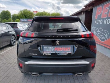 Peugeot 2008 II SUV 1.2 PureTech 130KM 2021 Peugeot 2008 Automat Navi kamera Klimatronik Komputer Tempomat 1.2 Benzyna, zdjęcie 5