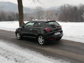 Alfa Romeo MiTo Hatchback 3d 1.4 16v 78KM 2008 ALFA ROMEO MITO 1.4, zdjęcie 5