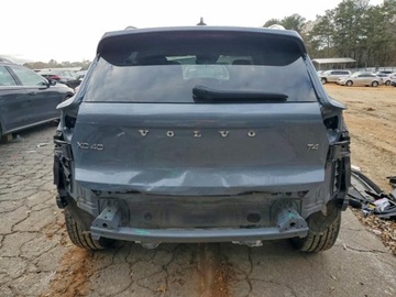 Volvo XC40 2021 Volvo XC 40 T4 Momentum 2021 2.0 Benzyna 187KM, zdjęcie 2