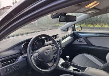 Toyota Avensis III Sedan Facelifting 2015 2.0 D-4D 143KM 2017 Toyota Avensis Toyota Avensis 2.0 Diesel 143KM, zdjęcie 11