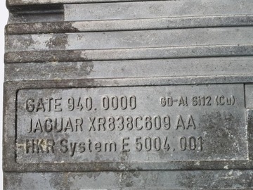 MODUL ŘÍZENÍ VENTILÁTORŮ JAGUAR S-TYPE 4.0 V8 XR83-8C609-AA