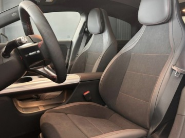 Mercedes CLA C118/X118 2026 MERCEDES-BENZ CLA 200 4-Matic AMG Line 1.5 (163KM) 2026, zdjęcie 4