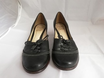 Czółenka skórzane Clarks UK 6 r.39,5 wkł 25,5 cm