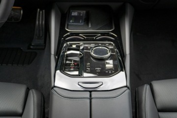 BMW Seria 5 G90-91 2026 BMW 540 xDrive Limuzyna - Dostępne od ręki!, zdjęcie 18