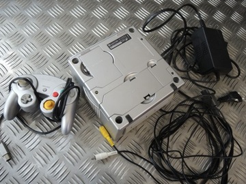 КОНСОЛЬ NINTENDO GAMECUBE