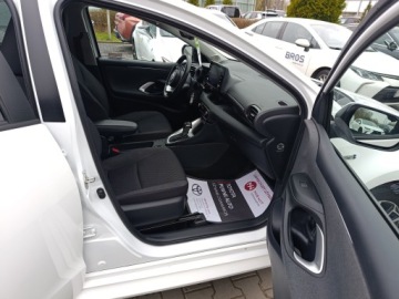 Toyota Yaris IV Hatchback 1.5 Hybrid Dynamic Force 116KM 2021 Toyota Yaris Hybrid 1.5 Comfort IV (2020-) Toyota, zdjęcie 15