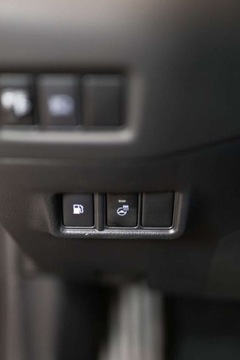 Toyota C-HR I Crossover Facelifting 1.8 Hybrid 122KM 2021 Toyota C-HR 1.8 Hybrid Style 1.8 Hybryda 122KM, zdjęcie 13