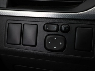 Toyota Avensis III Wagon Facelifting 2015 1.8 Valvematic 147KM 2016 Toyota Avensis Edition-S automat navi grzane, zdjęcie 33