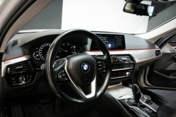 BMW Seria 5 G30-G31 Limuzyna 520d 190KM 2019 BMW 520 *xDrive*SportLine*Salon Polska*I, zdjęcie 12