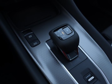 Nissan Qashqai III Crossover Facelifting 1.3 DIG-T MHEV 158KM 2025 Nissan Qashqai 1.3 DIG-T MHEV, 1. Właściciel, zdjęcie 15