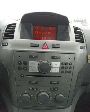 Opel Zafira B 1.9 CDTI ECOTEC 120KM 2007 Opel Zafira Opel Zafira 1.9 Diesel 120KM, zdjęcie 9