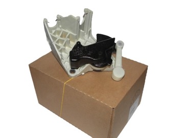 КРЕПЛЕНИЕ КРОНШТЕЙНА ТРОСА ПЕРЕКЛЮЧЕНИЯ ПЕРЕДАЧ CITROEN C4