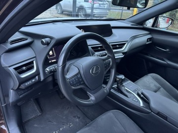 Lexus UX Crossover 250h 184KM 2021 Lexus UX 250H 43 tyś km Ast. Pasa Distronic, zdjęcie 10