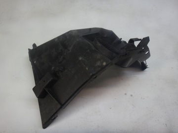 KRYT PODÉLNA VÝZTUHA PRAVÁ BMW 7 E38 8209028
