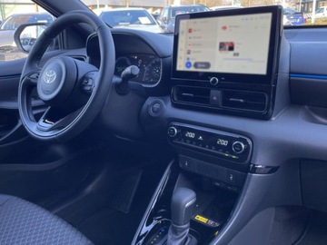 Toyota Yaris IV Hatchback Facelifting 1.5 Hybrid Dynamic Force 130KM 2025 Od ręki - Executive 1.5 Hybrid 130KM | Podgrzewane fotele!, zdjęcie 13