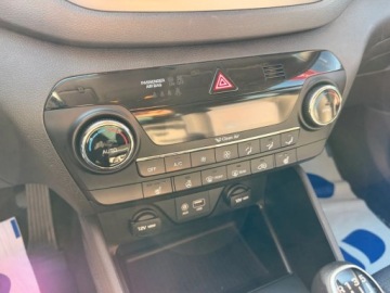 Hyundai Tucson III SUV 1.6 T-GDI 177KM 2015 Hyundai Tucson 4x4 Boagata wersja Hak 1.6 Benzyna 177KM, zdjęcie 19