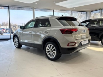 Volkswagen T-Roc I SUV Facelifting 1.5 TSI ACT 150KM 2023 Volkswagen T-Roc Life Podgrzewane fotele Kamera CarPlayAndroid Auto LE, zdjęcie 1
