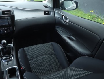 Nissan Pulsar 1.6 DIG-T 190KM 2015 Nissan Pulsar 1.6 DIG-T, Navi, Klima, Klimatronic, zdjęcie 7