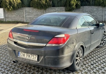 Opel Astra H Cabrio 1.9 CDTI 150KM 2008 Opel Astra Opel Astra 1.9 CDTI 149KM Diesel 2008 1.9 Diesel 150KM, zdjęcie 3
