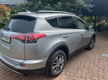 Toyota RAV4 IV MPV Facelifting 2.5 Hybrid 197KM 2017 Toyota Rav 4 Hybrid AWD-i 2.5 197KM 4x4 2017r bezwypadkowy, zdjęcie 2