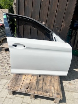 BMW 5 G30 DVEŘE ZADNÍ A300