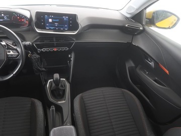 Peugeot 208 II Hatchback 1.2 PureTech 75KM 2020 Peugeot 208 1.2 PureTech, Salon Polska, zdjęcie 7