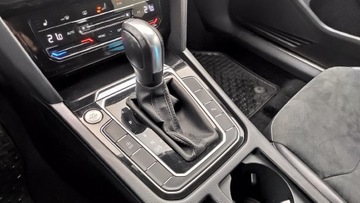 Volkswagen Arteon Fastback Facelifting 2.0 TSI 190KM 2021 Volkswagen Arteon 2.0TSI 190KM ACC SalonPL Led Czu, zdjęcie 27