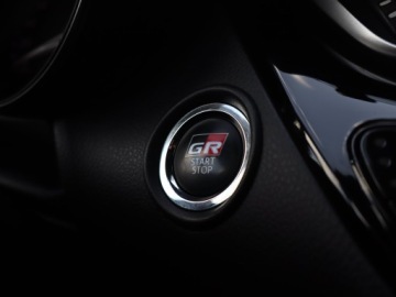 Toyota C-HR I Crossover Facelifting 2.0 Hybrid Dynamic Force 184KM 2023 Toyota C-HR 2.0 Hybrid, Salon Polska, zdjęcie 18