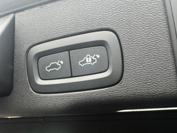 Volvo XC60 II 2023 Volvo XC 60 B4 D AWD Plus Dark | Serwis ASO | Salo, zdjęcie 29