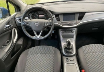 Opel Astra K Hatchback 5d 1.4 Turbo CNG 110KM 2018 Opel Astra 1.4T z 110KM tylko 35 tys przebiegu Nowy Gaz 1.4 BenzynaLPG, zdjęcie 12