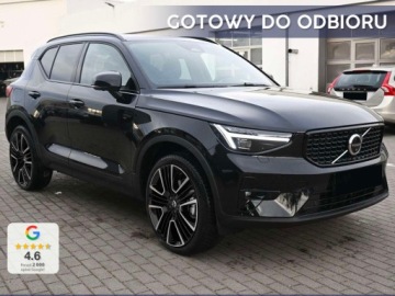 Volvo XC40 Crossover Facelifting 2.0 B4 197KM 2026 VOLVO XC40 B4 Ultra Dark Suv 2.0 (197KM) 2026