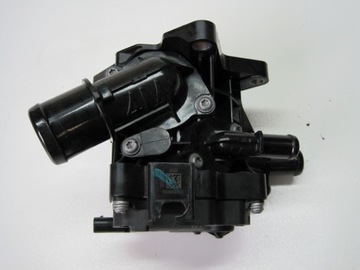 OBUDOWA TERMOSTATU HYUNDAI I20 23R 1,2i 2560008000