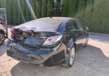 Opel Insignia I Sedan Facelifting 2.0 CDTI ECOFLEX 140KM 2014 Opel Insignia 2014r, 2.0CDTI. Uszkodzony tyl. Jezdzi. 2.0 Diesel 140KM, zdjęcie 3