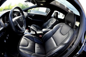 Volvo V40 II 2019 Volvo V40 2.0 T2 122KM RDesign Panorama Skóra, zdjęcie 6
